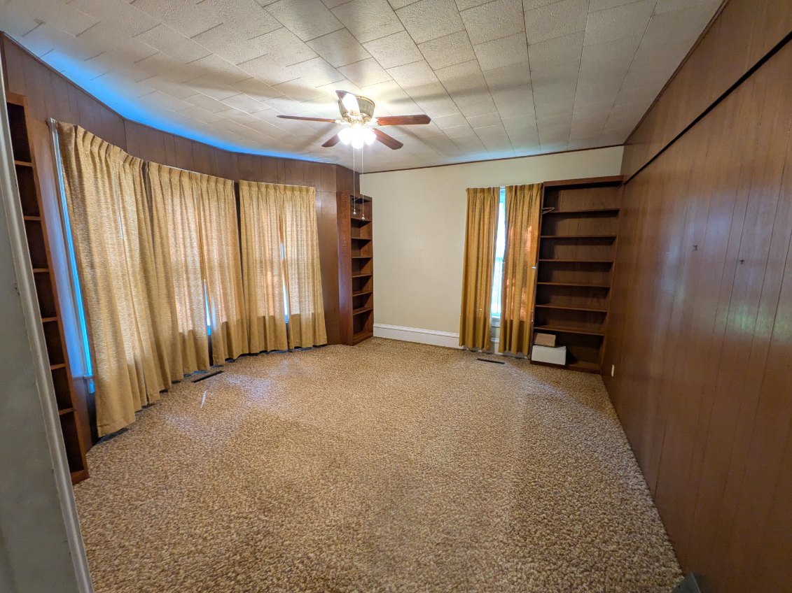 Gallery Image 13