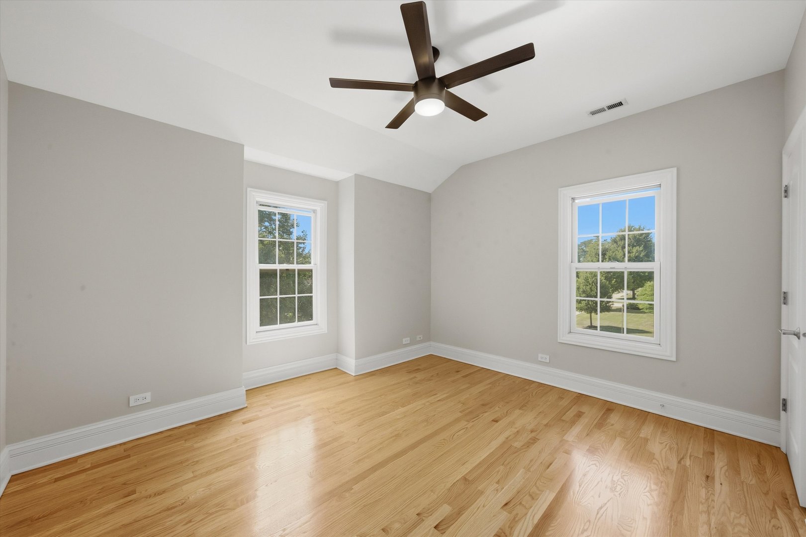 Gallery Image 19