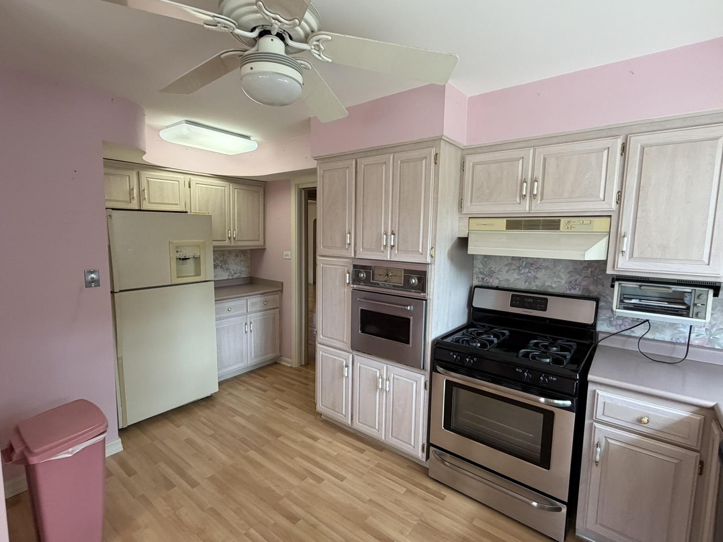 Gallery Image 13