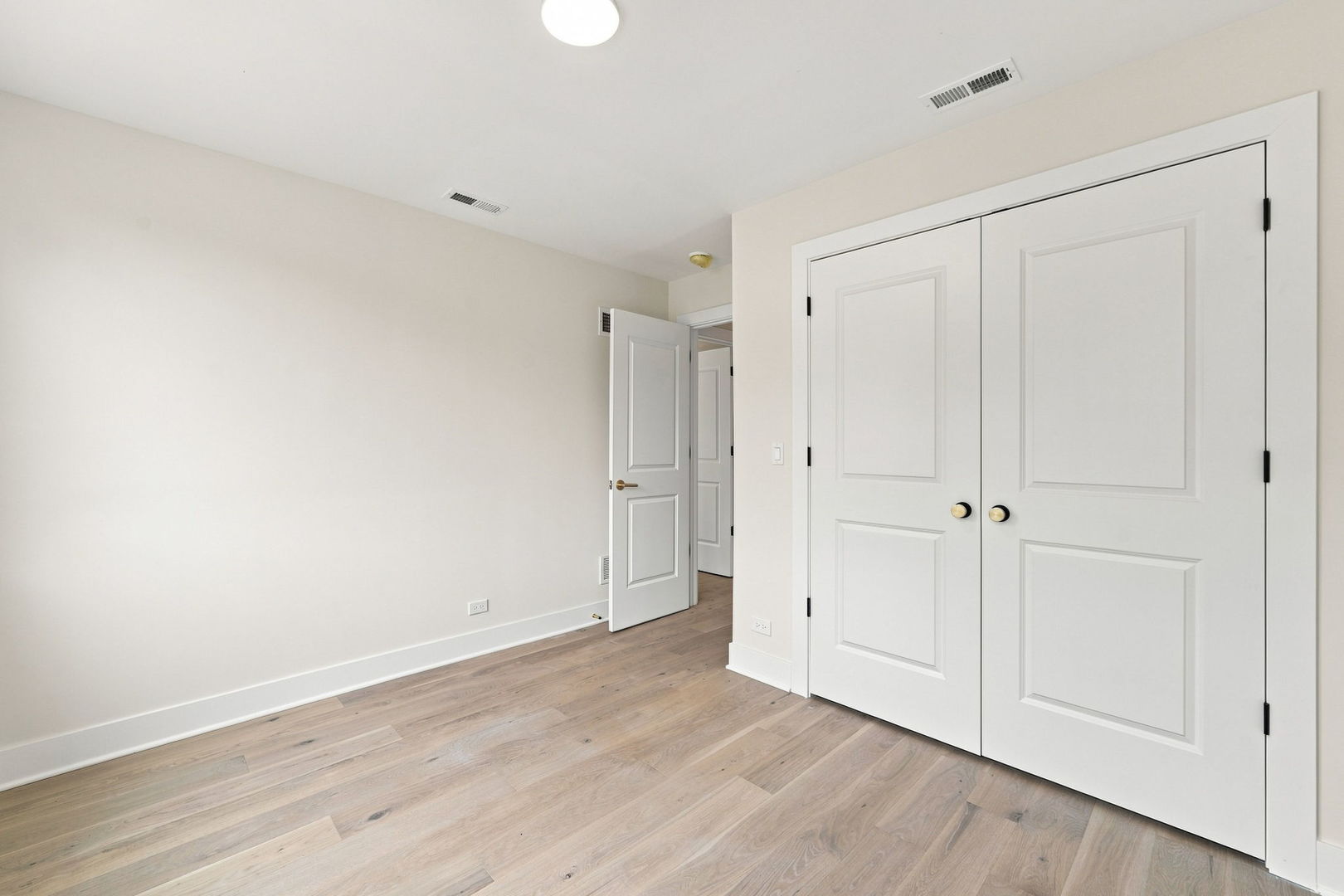 Gallery Image 30