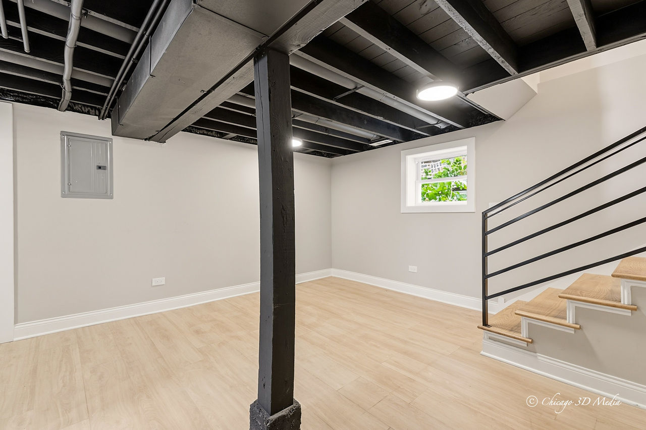 Gallery Image 18