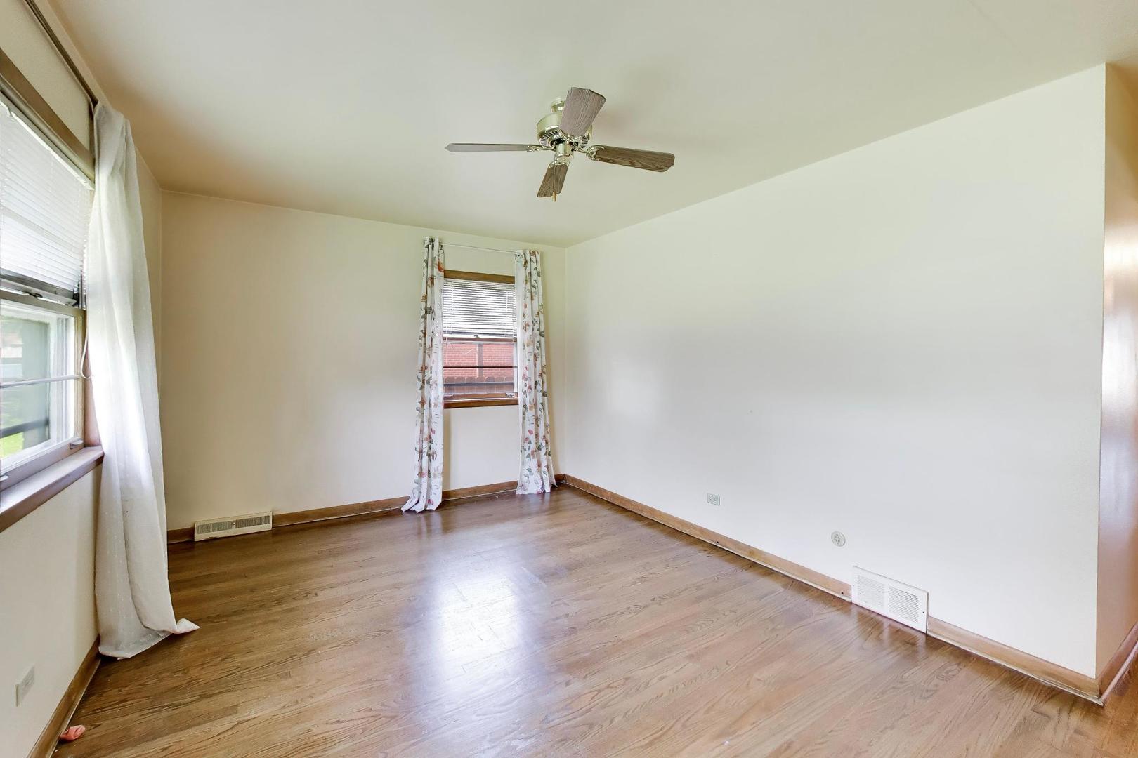 Gallery Image 18