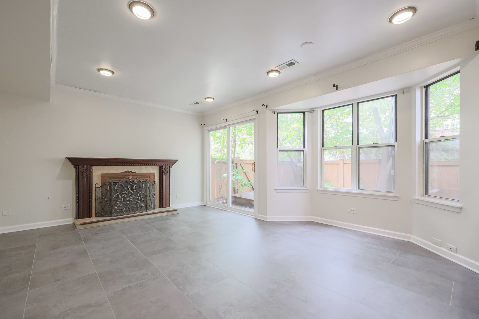 Gallery Image 14