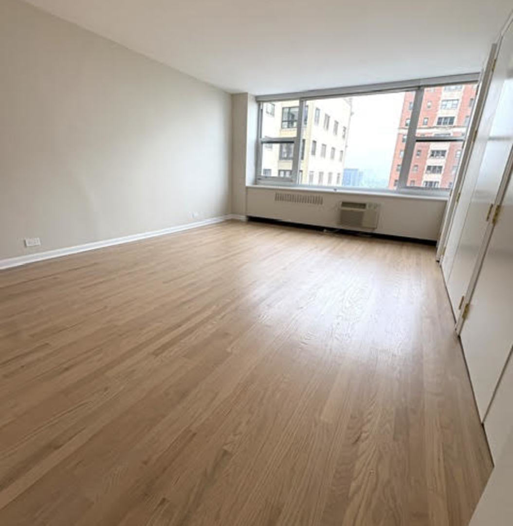Gallery Image 14