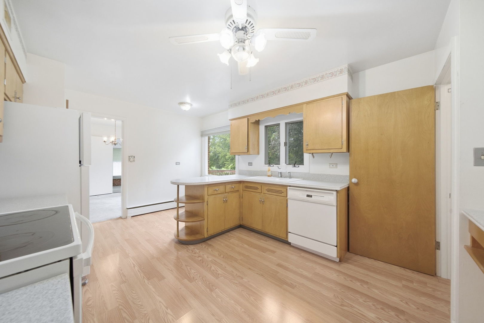Gallery Image 13