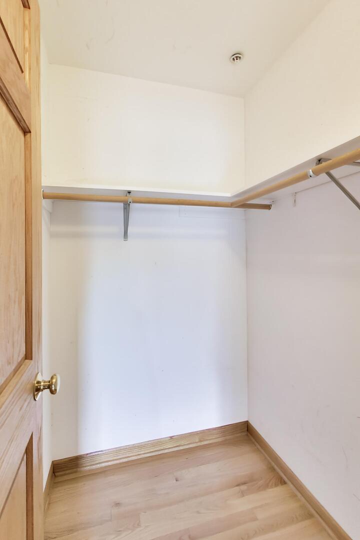 Gallery Image 28