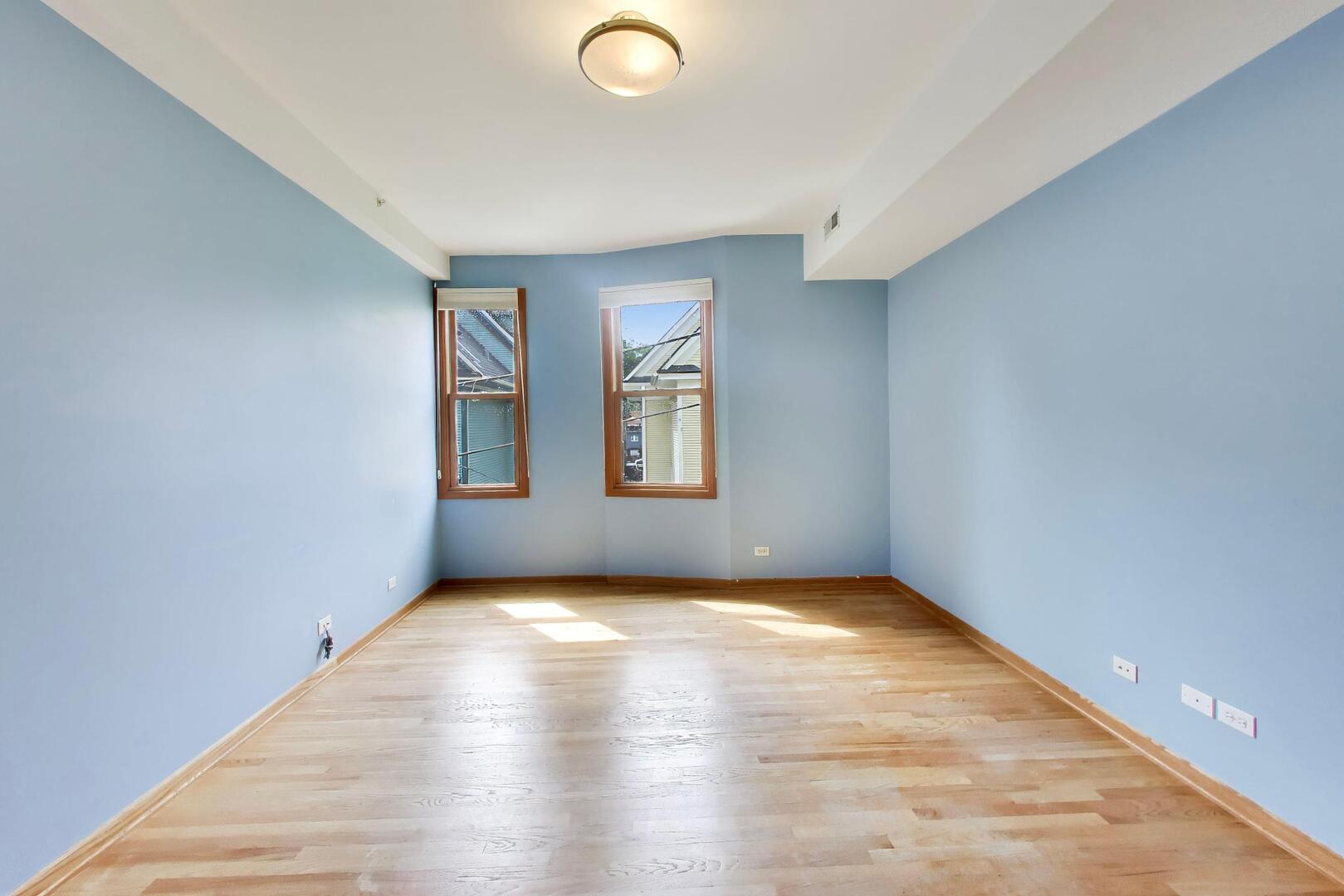 Gallery Image 16