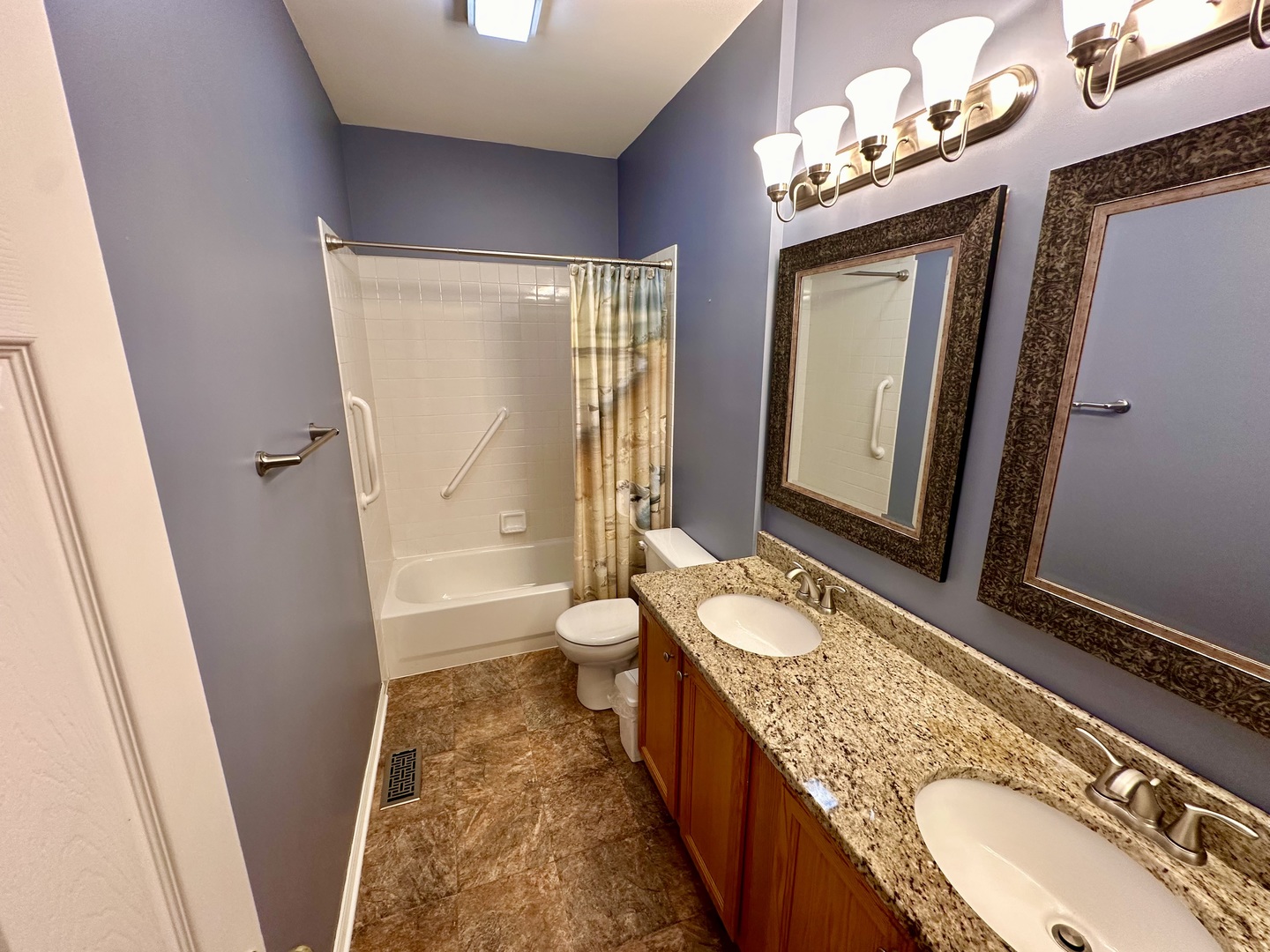 Gallery Image 15