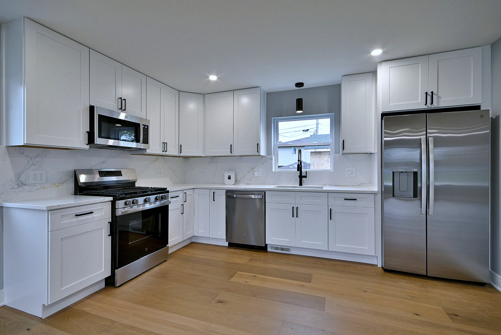 Gallery Image 13