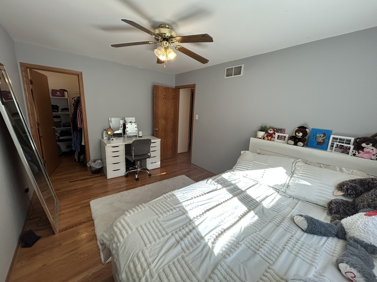 Gallery Image 17