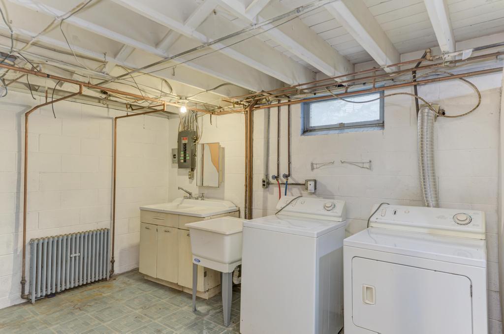 Gallery Image 19