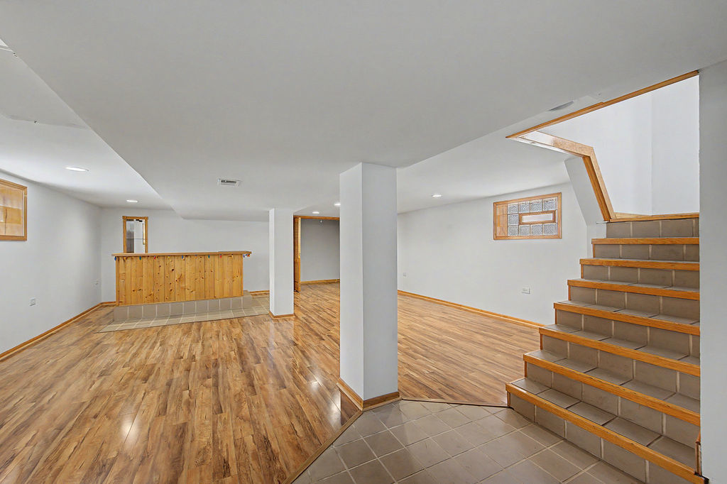 Gallery Image 16