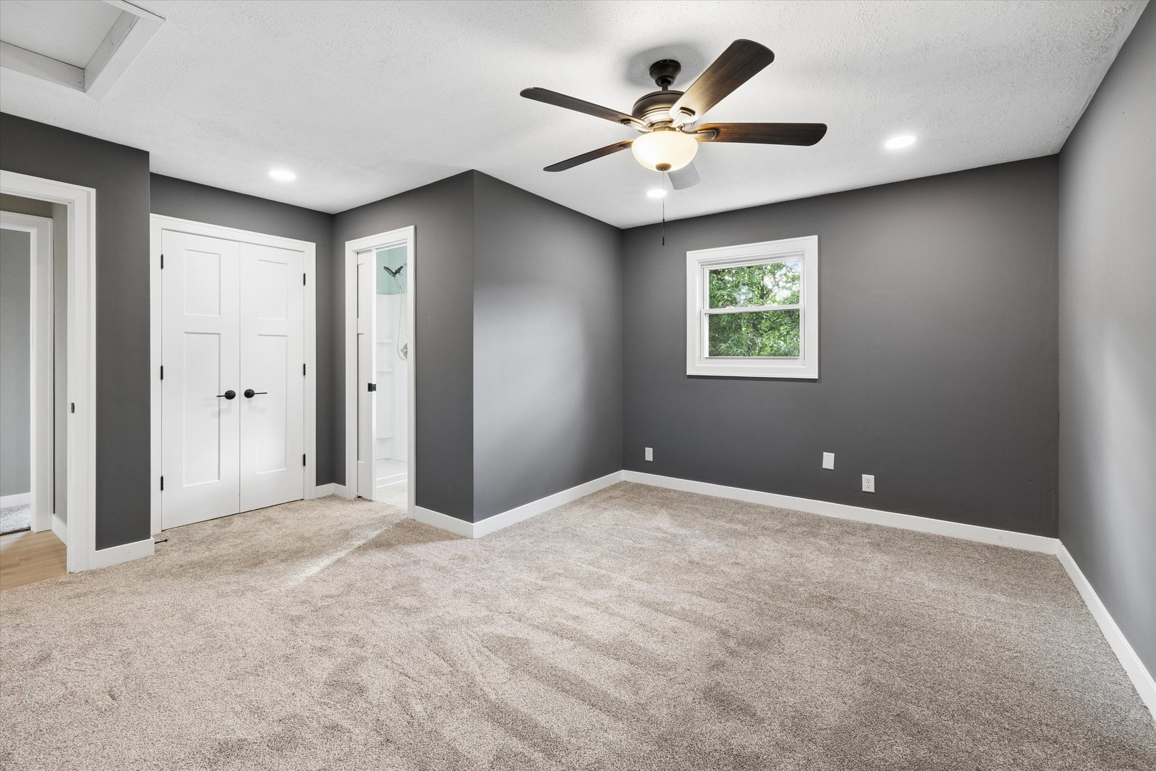 Gallery Image 19