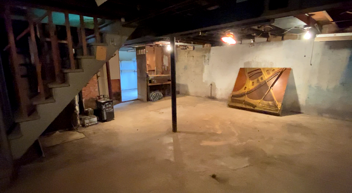 Gallery Image 14