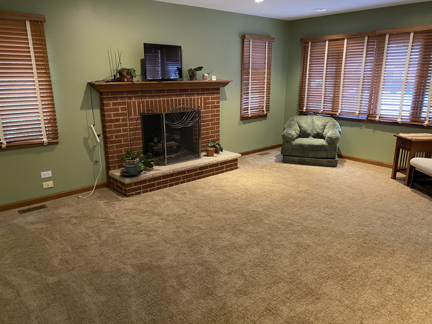Gallery Image 14