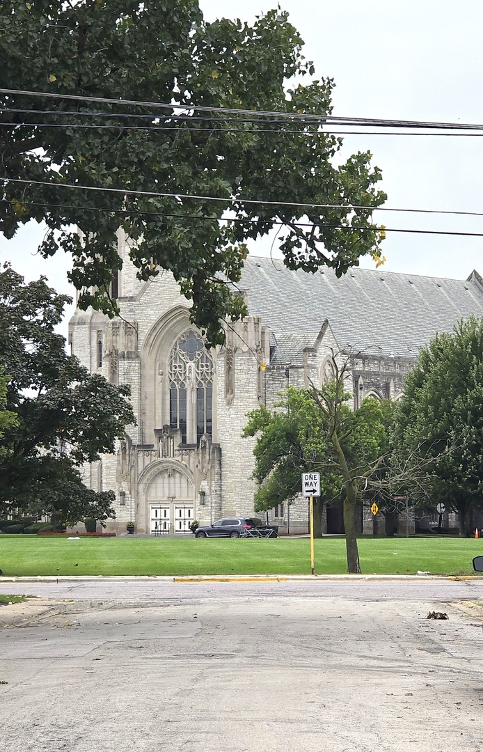 Gallery Image 8