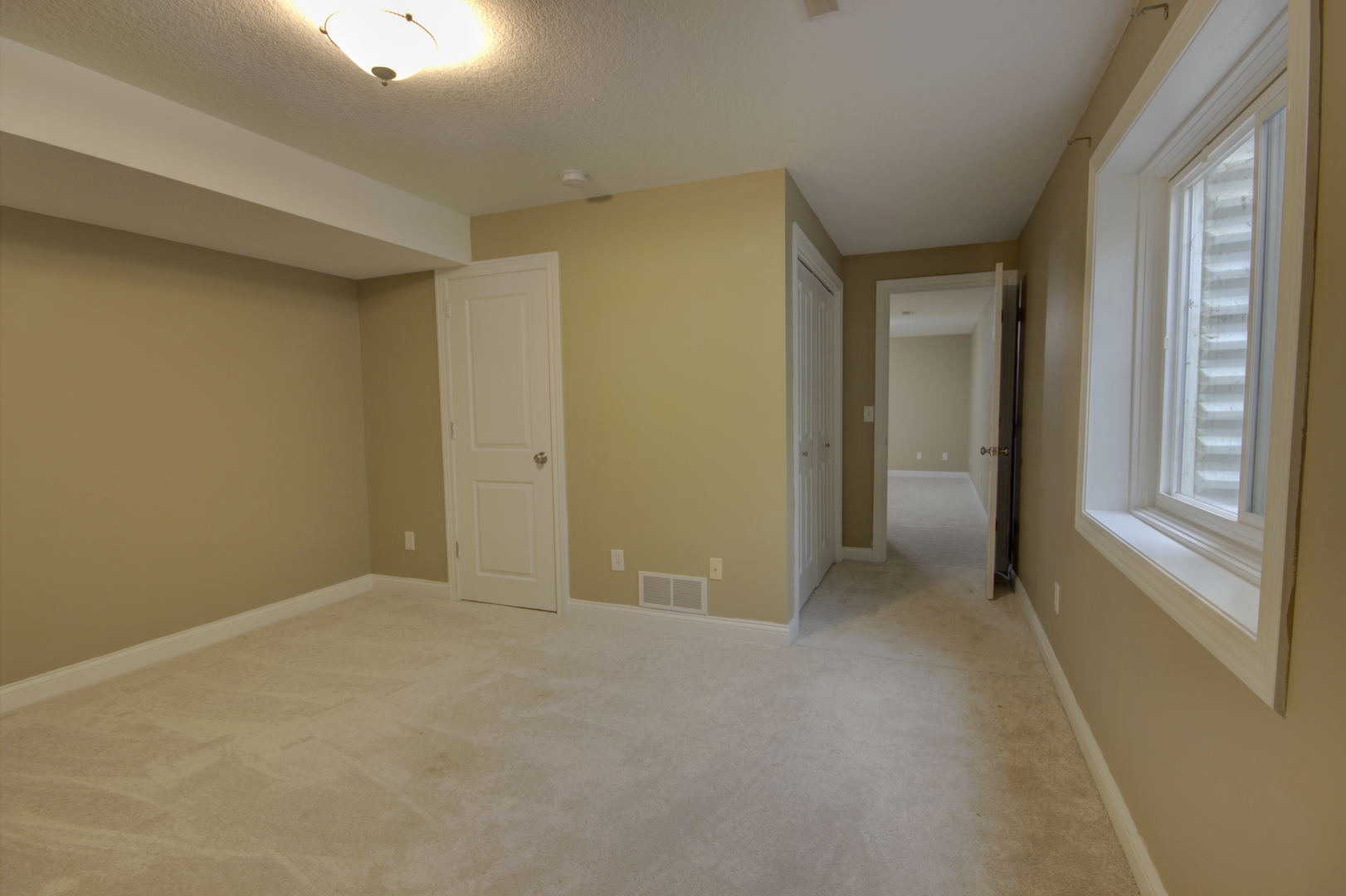 Gallery Image 32