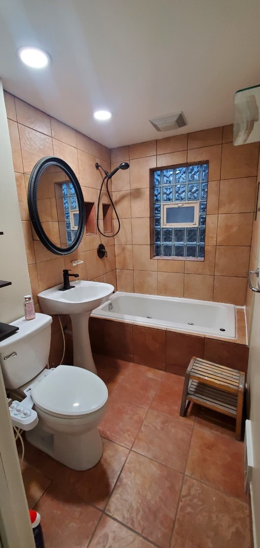 Gallery Image 17