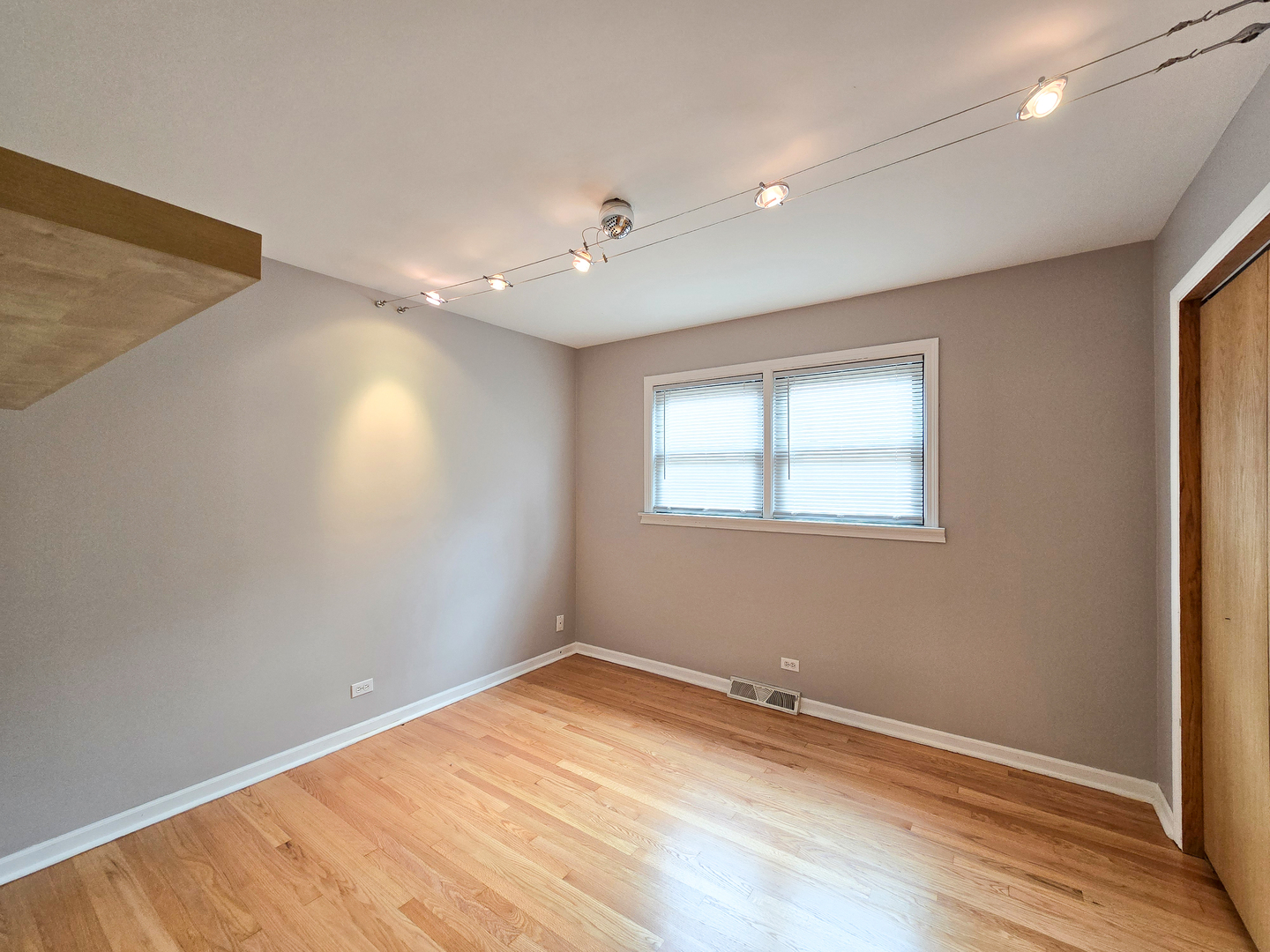 Gallery Image 18