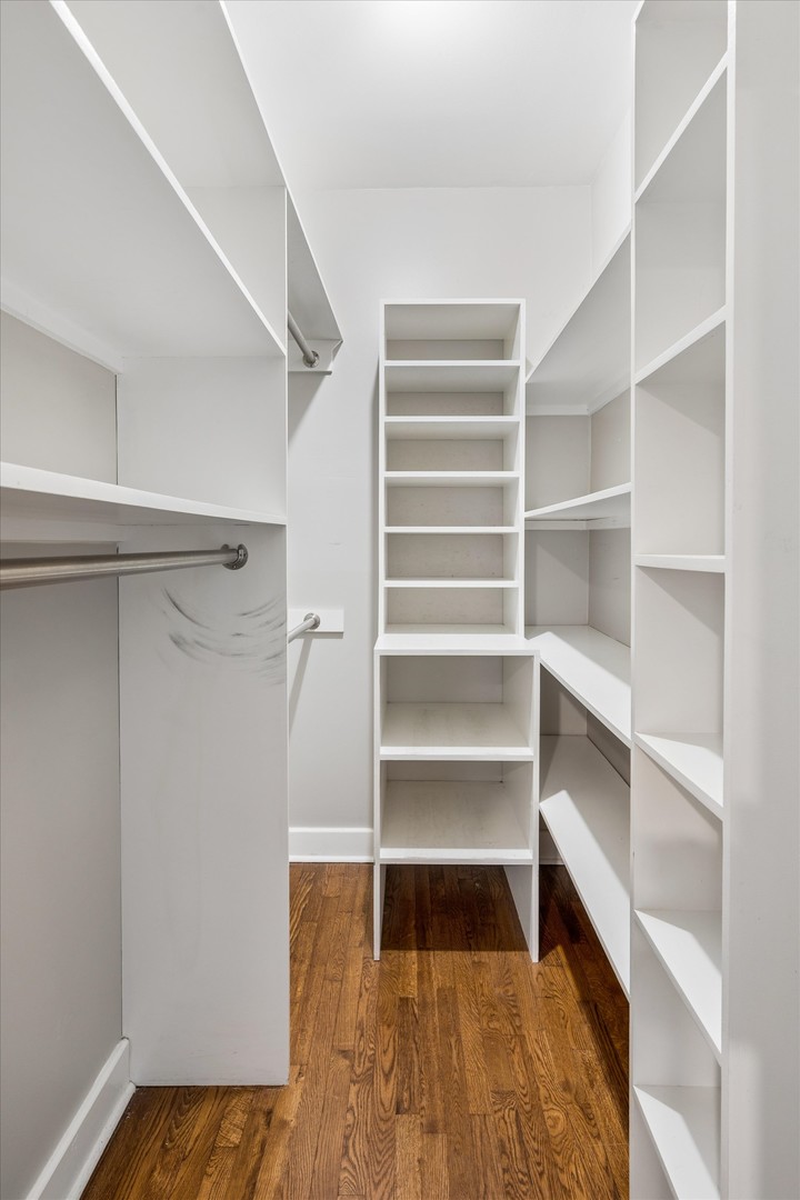 Gallery Image 18
