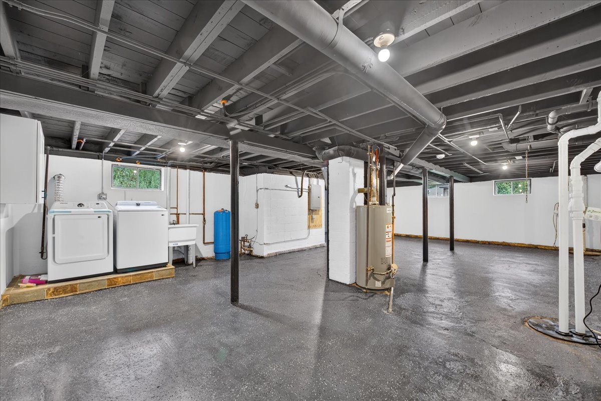 Gallery Image 19
