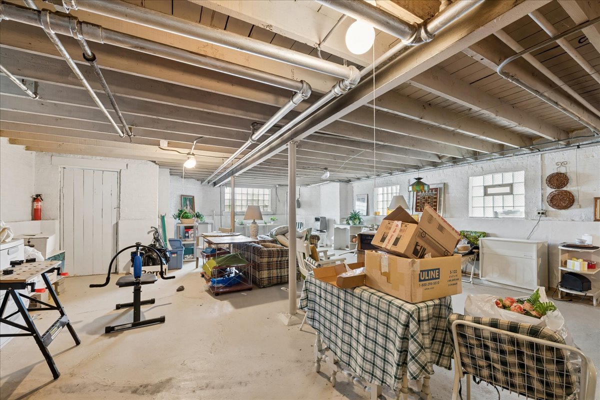 Gallery Image 19