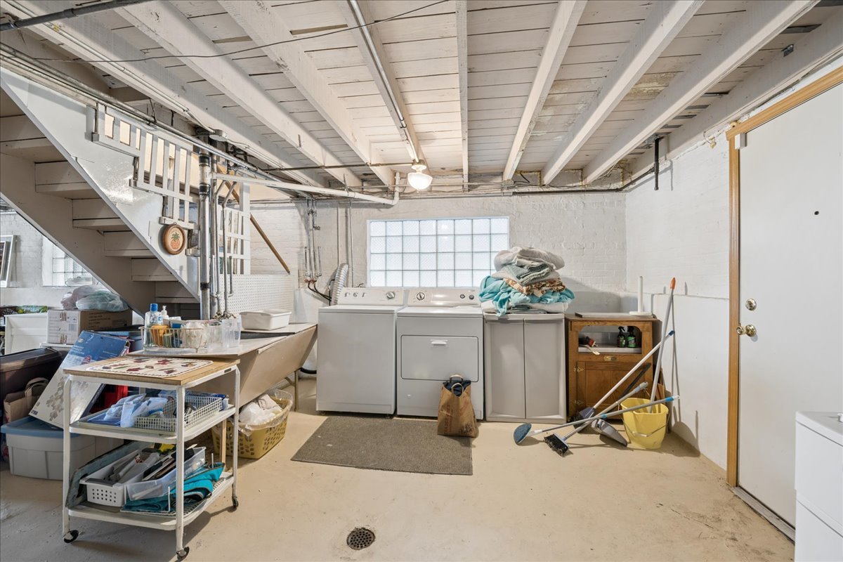Gallery Image 18