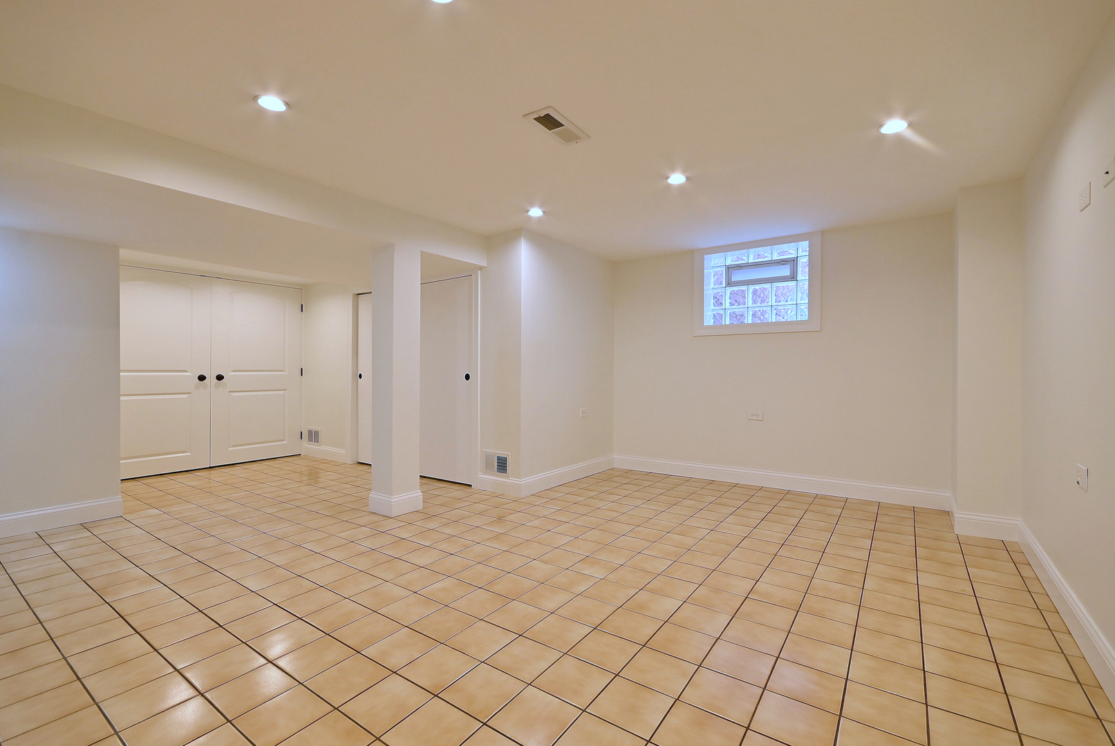 Gallery Image 17
