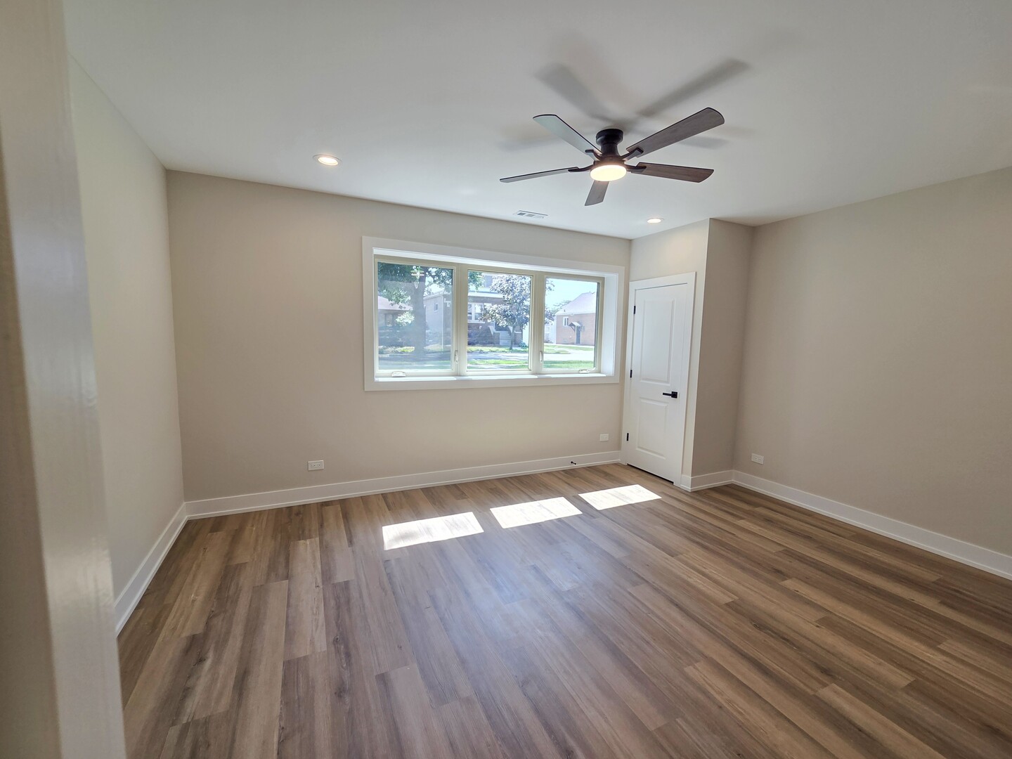 Gallery Image 19
