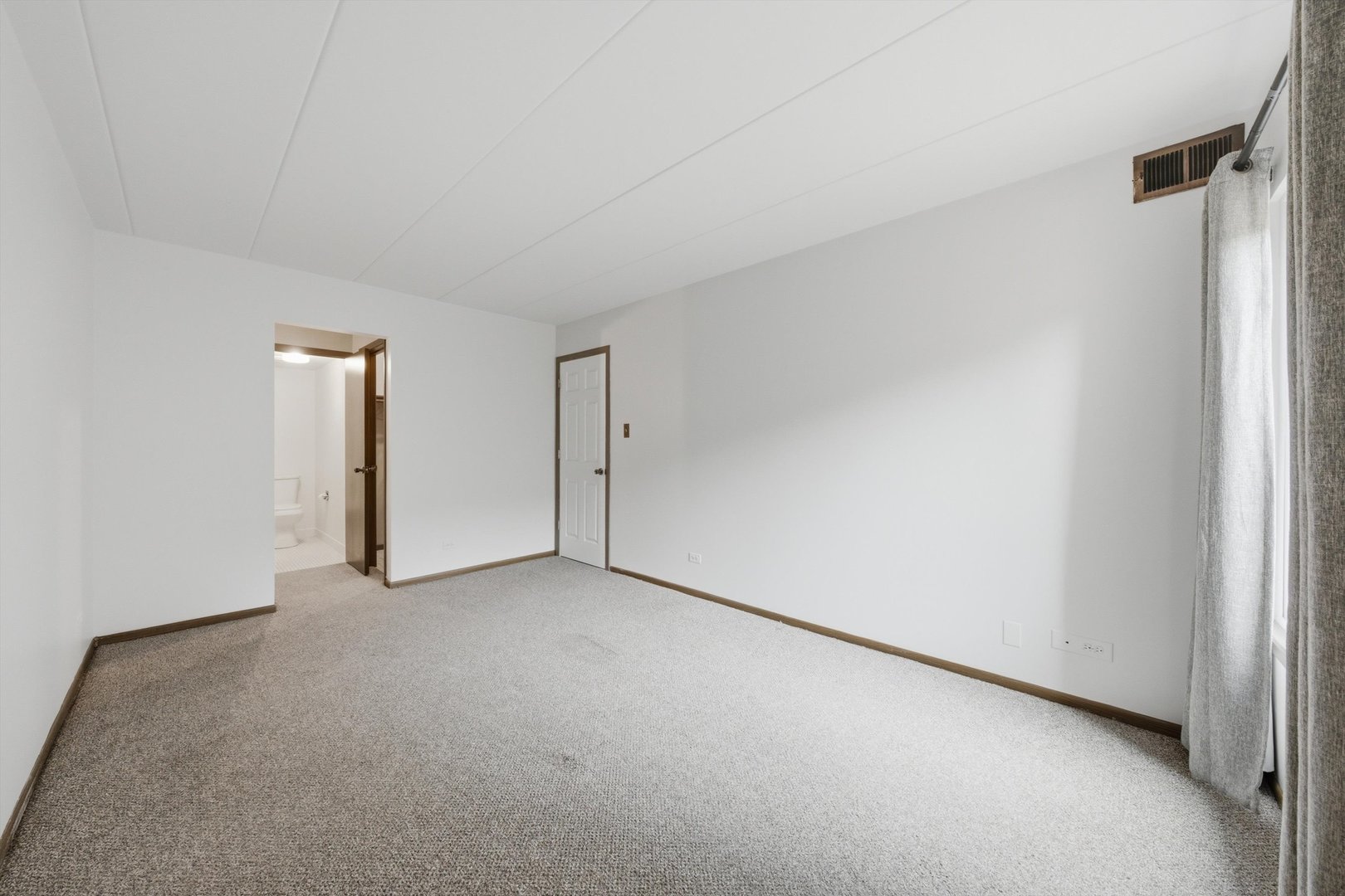Gallery Image 19