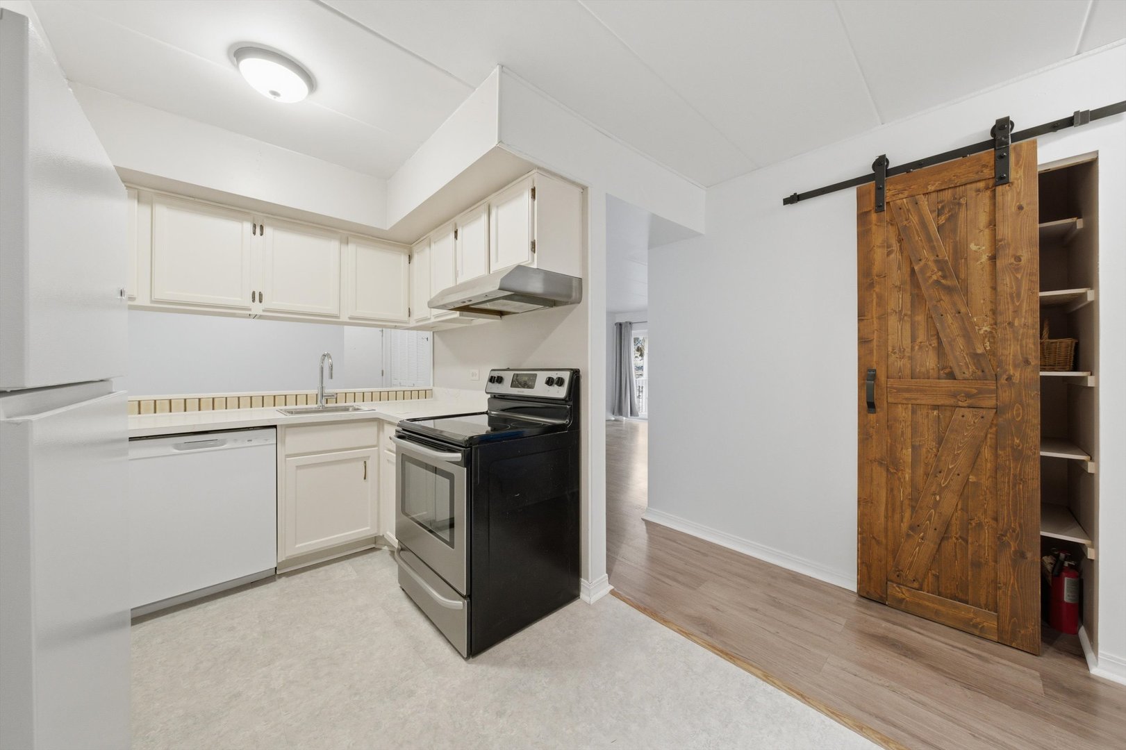 Gallery Image 15