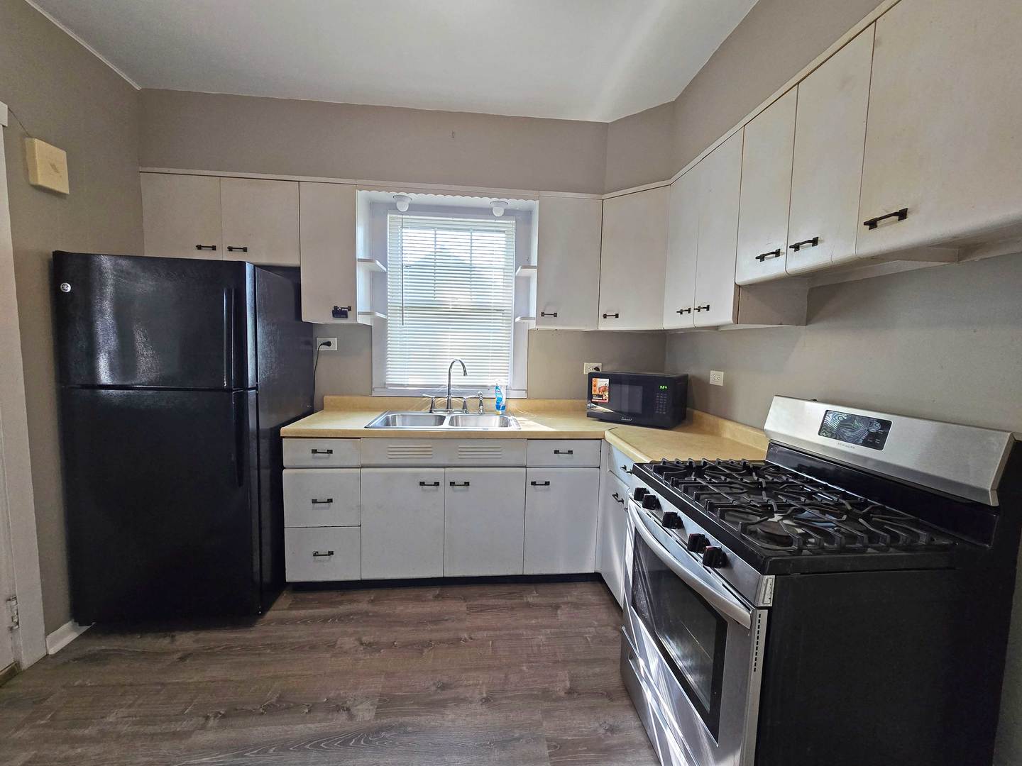 Gallery Image 15