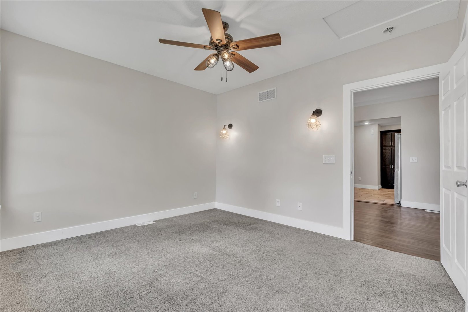 Gallery Image 19