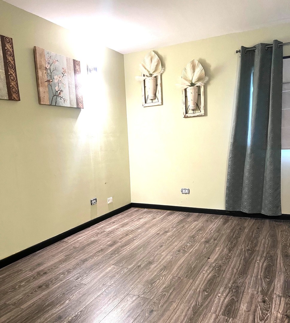 Gallery Image 22