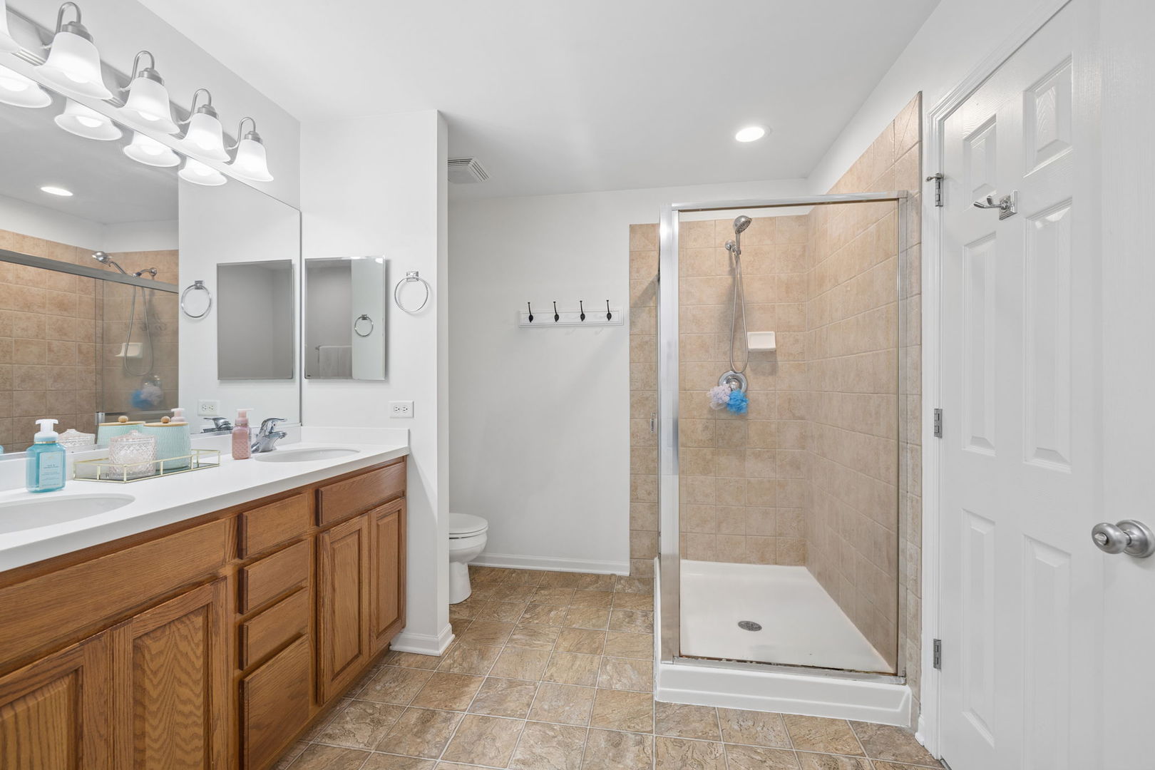 Gallery Image 16
