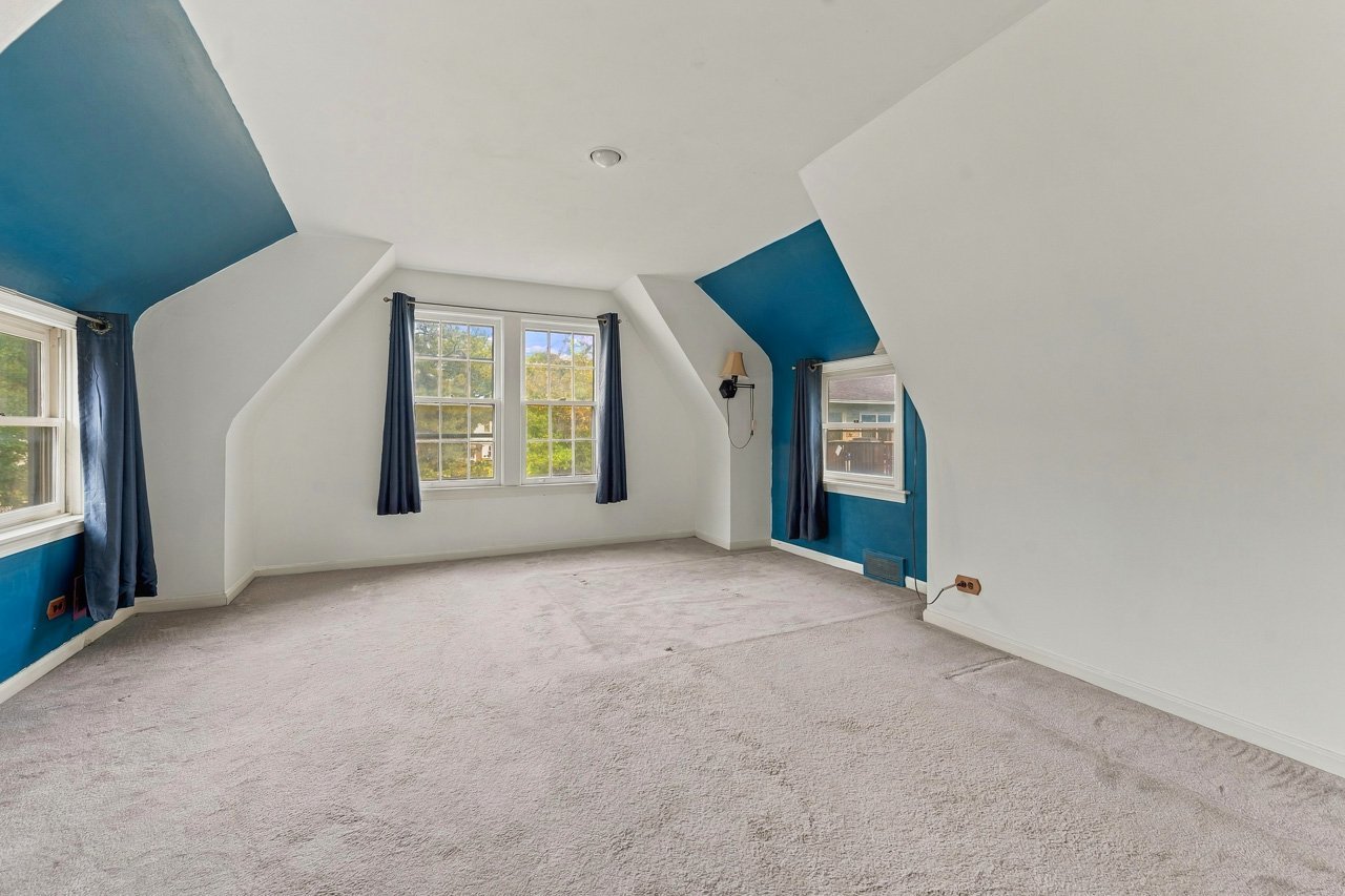 Gallery Image 17