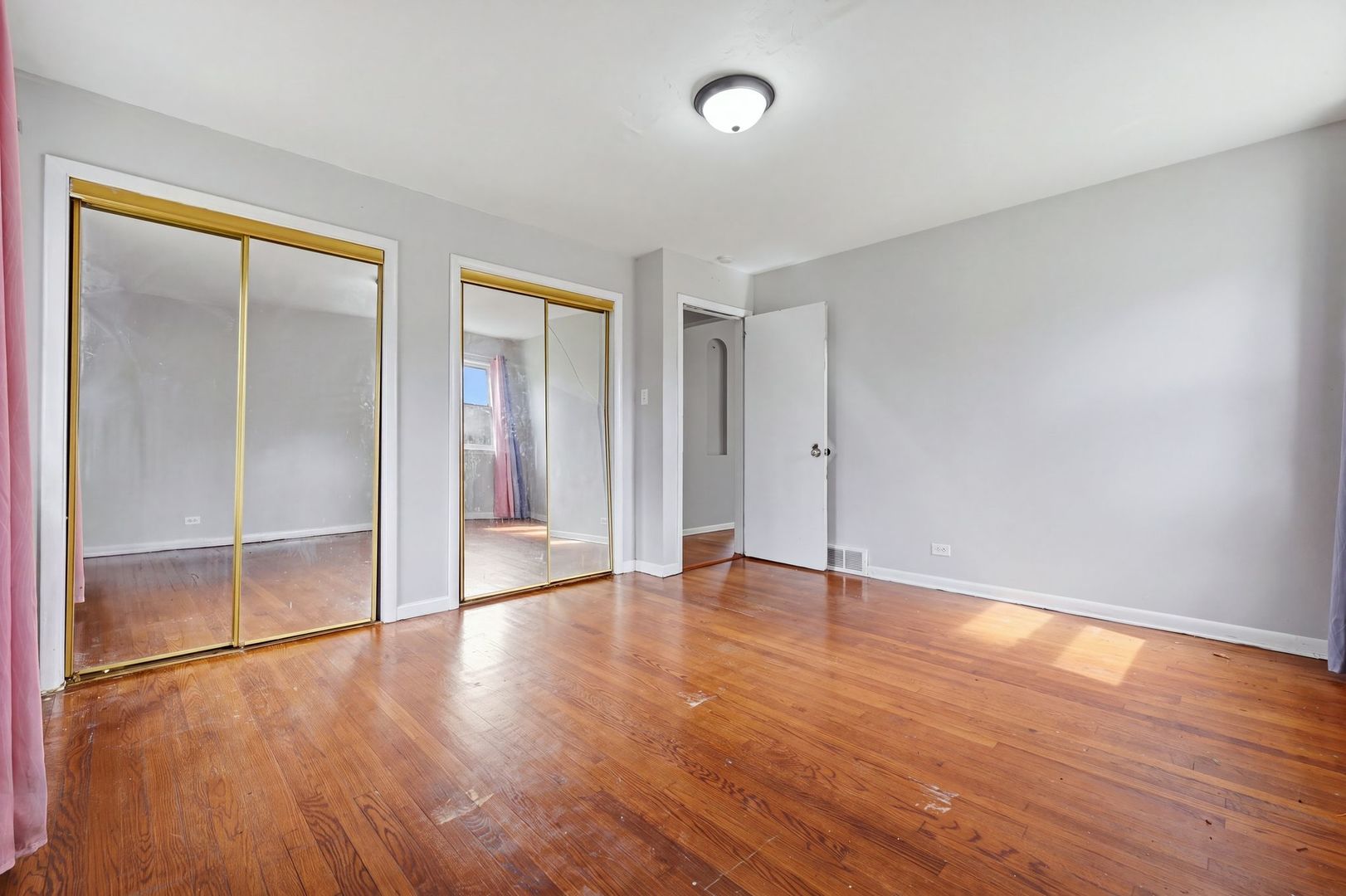 Gallery Image 18