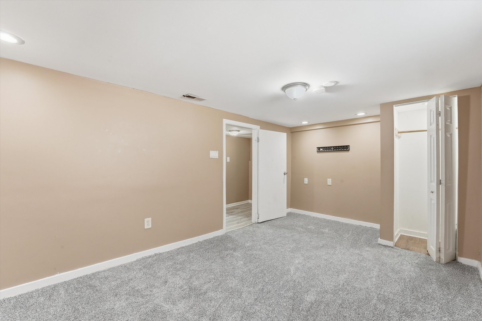 Gallery Image 35