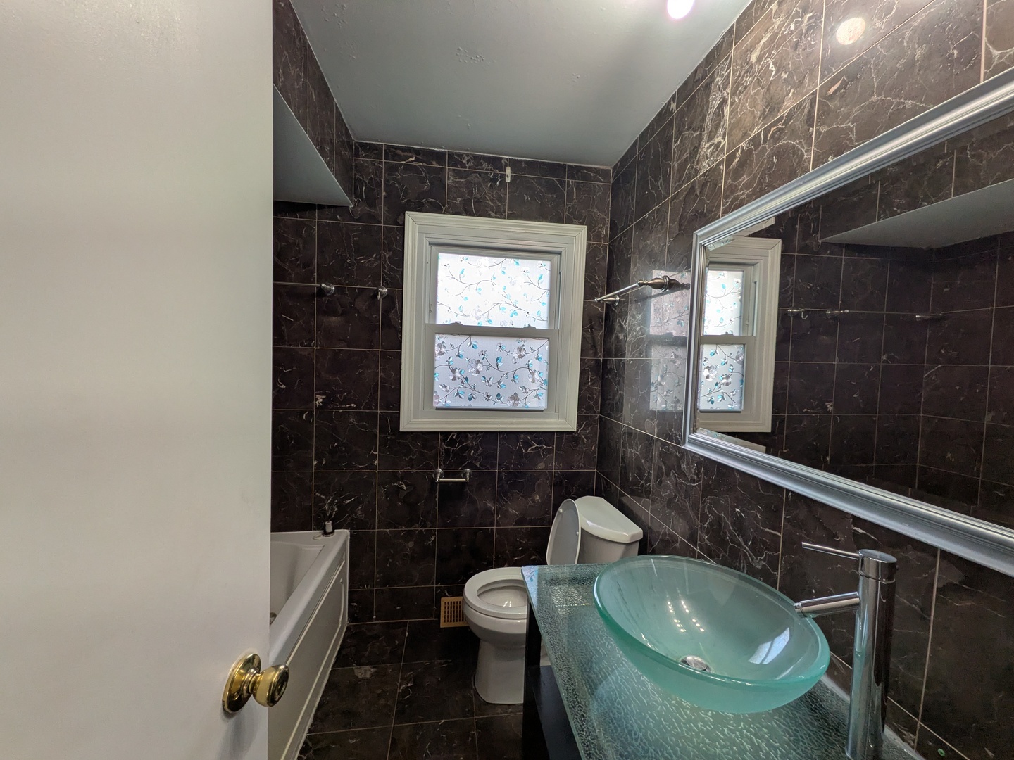 Gallery Image 15