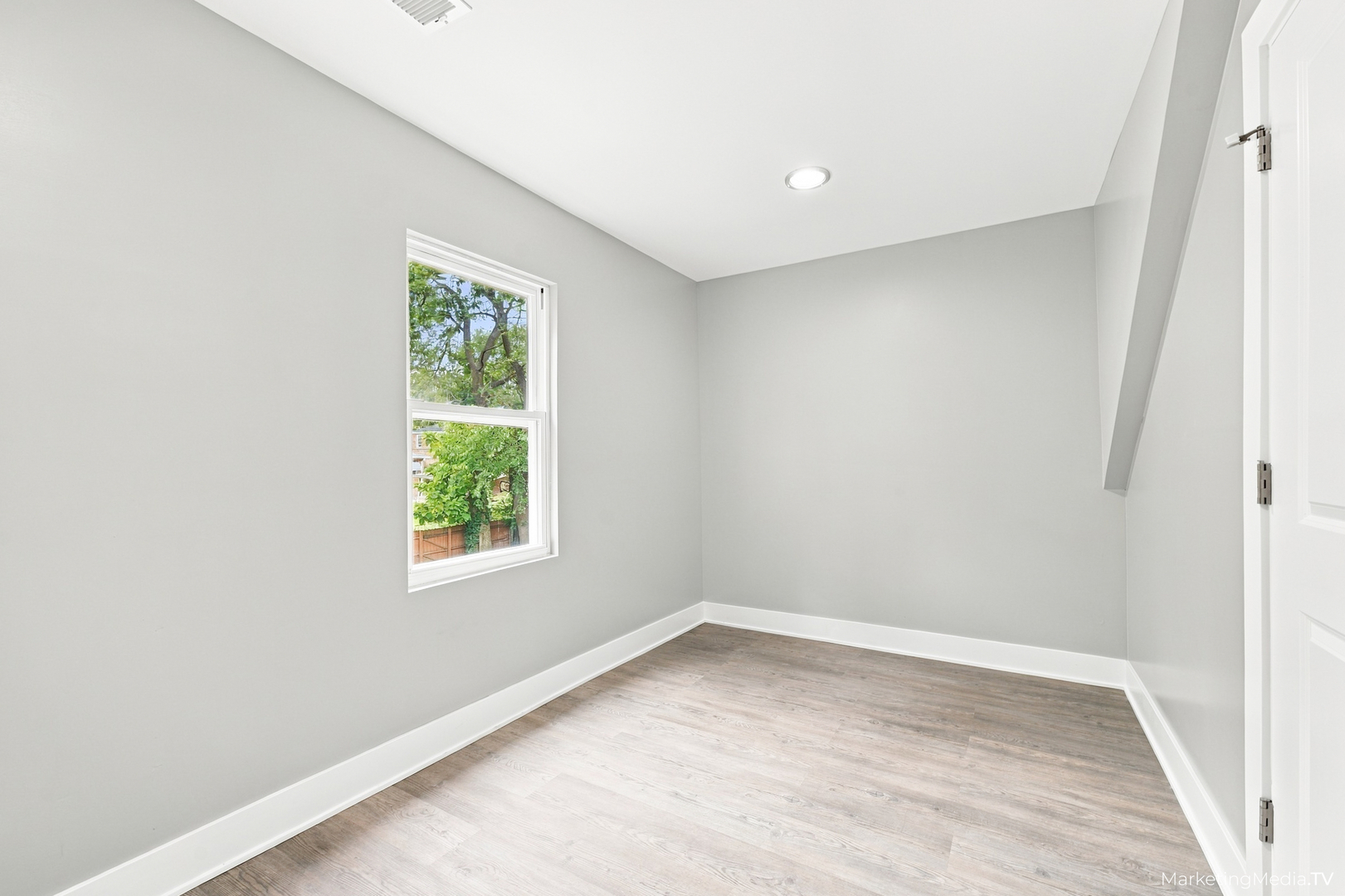 Gallery Image 17
