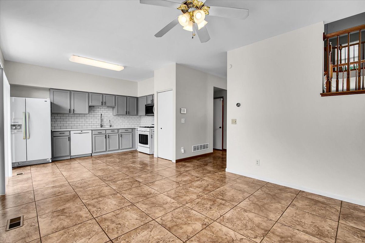 Gallery Image 30